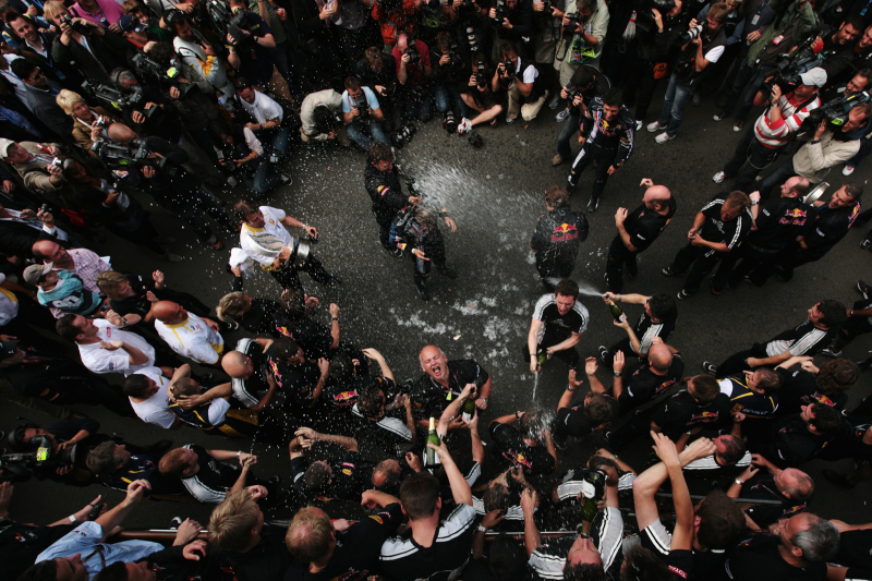 Illustration for article titled 2009 British Grand Prix: Mega-Gallery